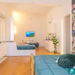 Virginia Luxury 아파트 *