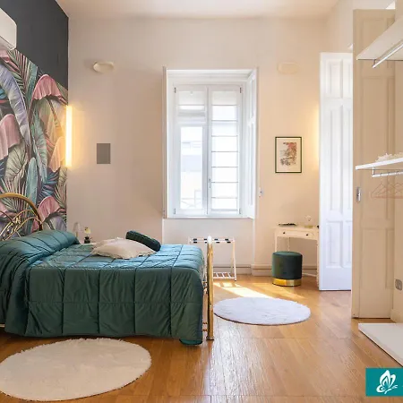 Virginia Luxury Salerno